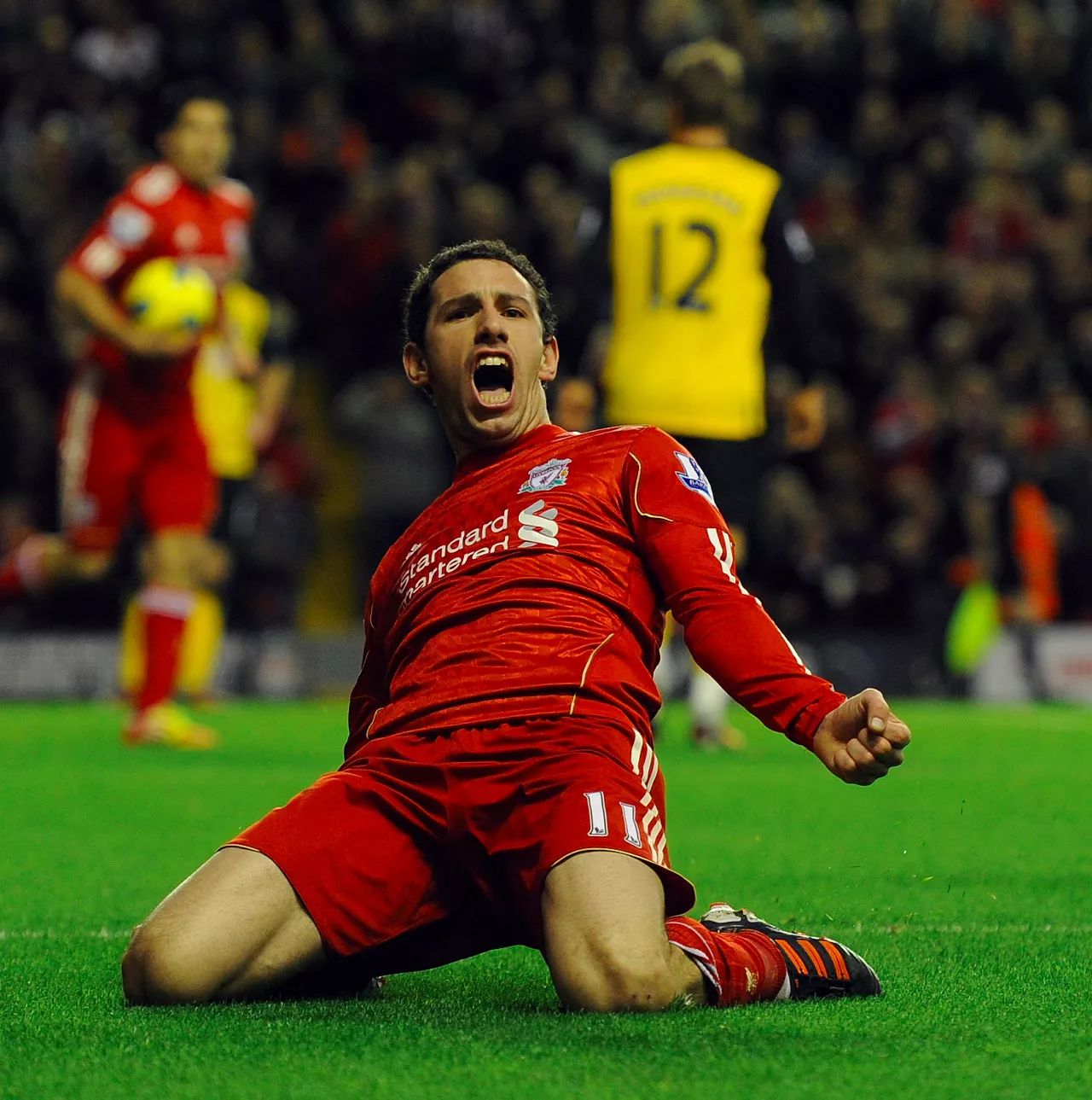 利物浦等顶 利物浦等顶