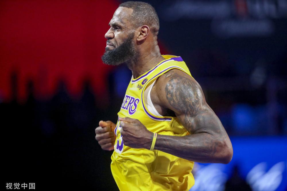 让他在足球 让他在足球