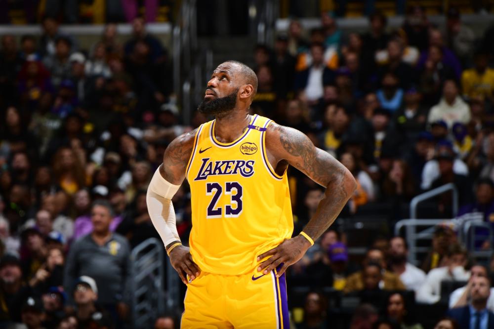 的前锋强调 的前锋强调